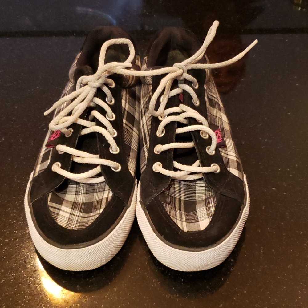 NSS Blk and white plaid tennis shoes
